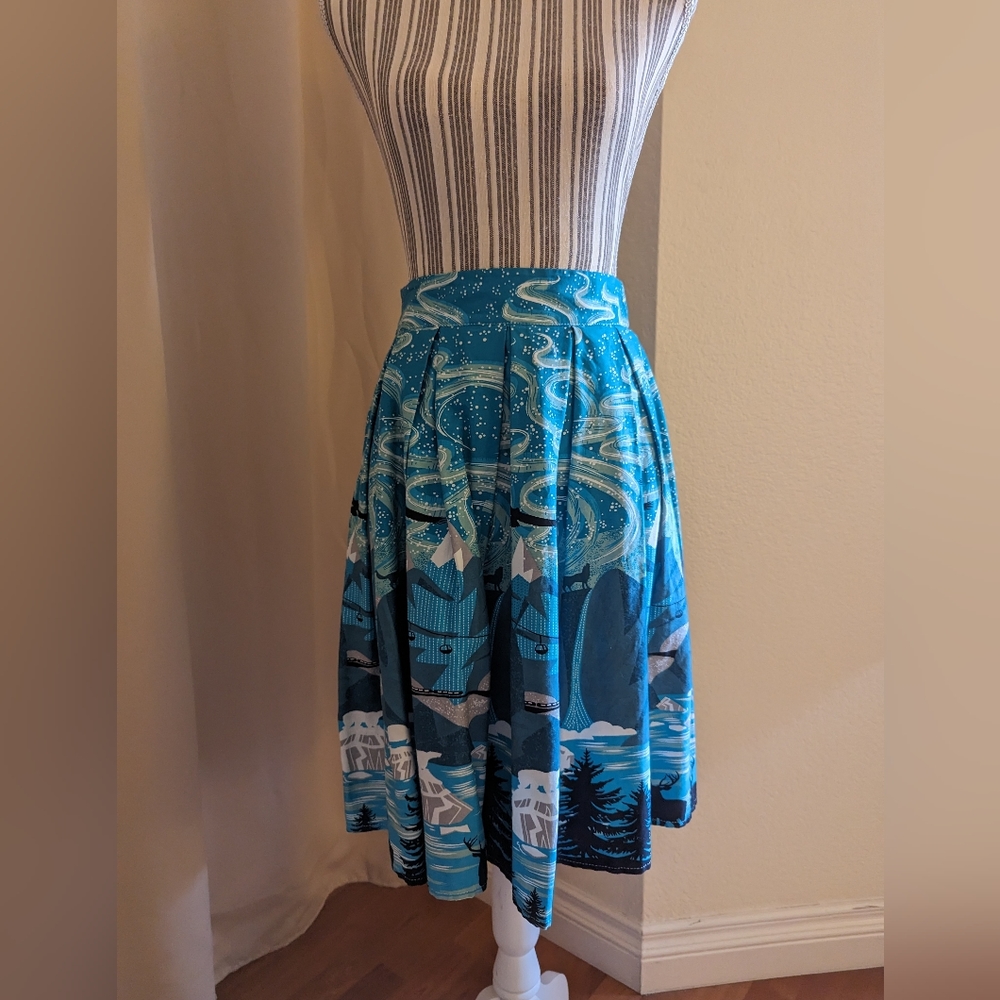 Blue winter print midi skirt